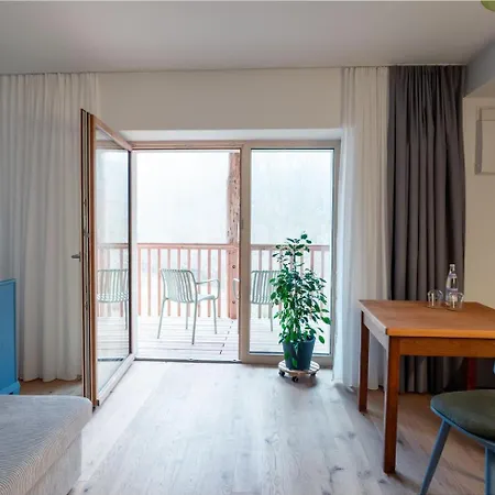 Bed & Breakfast Schwollbachhof - Naturerlebnis Im Hunsrueck 3*