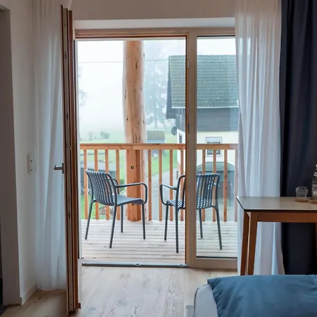 Couette-café Schwollbachhof - Naturerlebnis Im Hunsrueck 3*